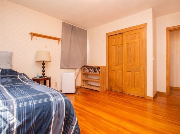 76 Hillside Dr, Shrewsbury MA 01545