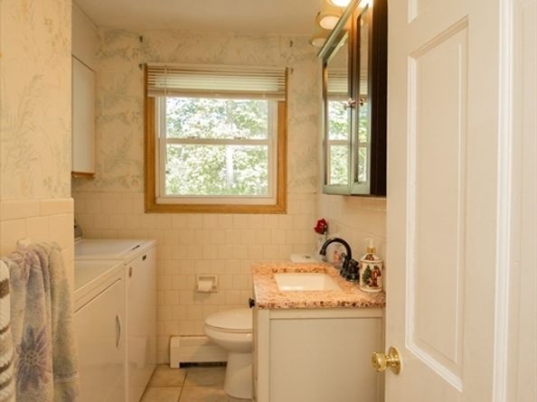 76 Hillside Dr, Shrewsbury MA 01545
