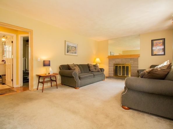 76 Hillside Dr, Shrewsbury MA 01545