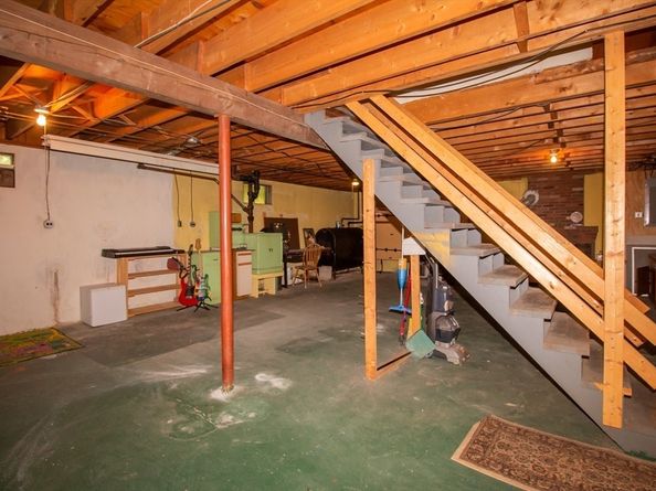 76 Hillside Dr, Shrewsbury MA 01545