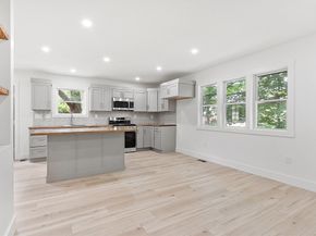 45 Fruit St B, Leominster MA 01453
