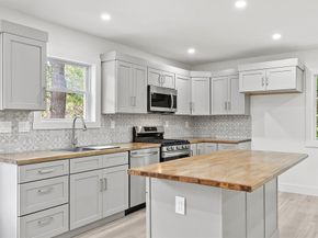45 Fruit St B, Leominster MA 01453