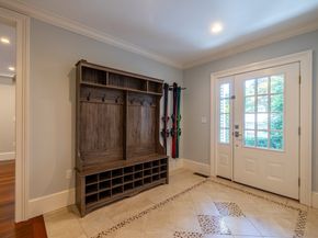31 Bartlet St, Andover MA 01810