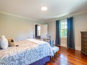 31 Bartlet St, Andover MA 01810
