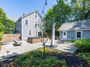 31 Bartlet St, Andover MA 01810