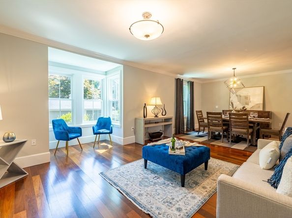 31 Bartlet St, Andover MA 01810