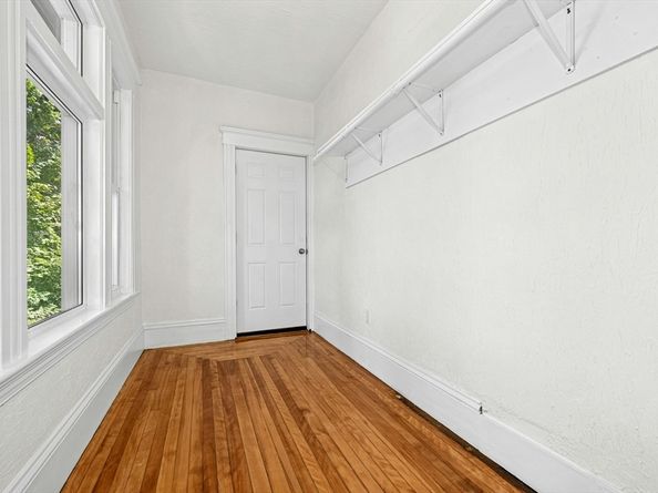 139 Lincoln St, Worcester MA 01605