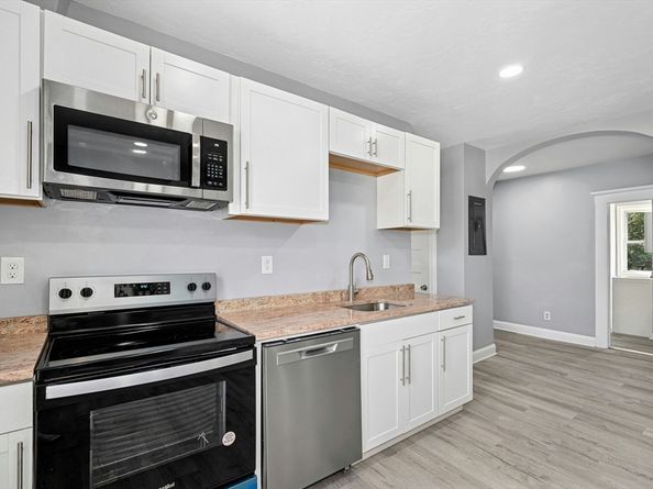 139 Lincoln St, Worcester MA 01605