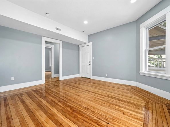 139 Lincoln St, Worcester MA 01605
