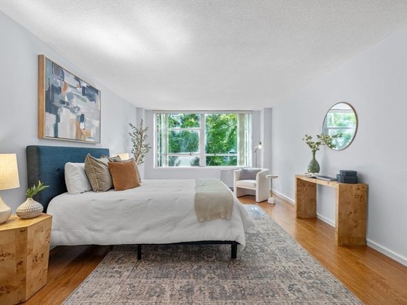 80 Park St 23, Brookline MA 02446