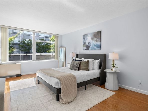 80 Park St 23, Brookline MA 02446