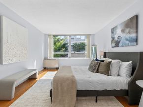80 Park St 23, Brookline MA 02446