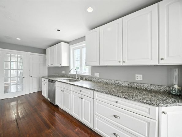 1916 Hyde Park Ave, Boston MA 02136