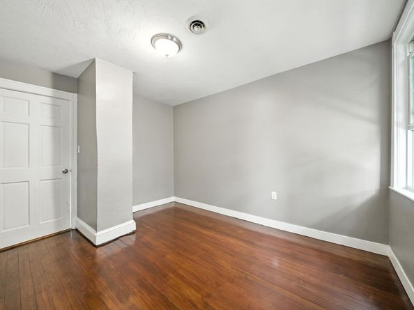 1916 Hyde Park Ave, Boston MA 02136