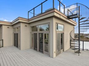 8 Goldfinch Way, Ipswich MA 01938