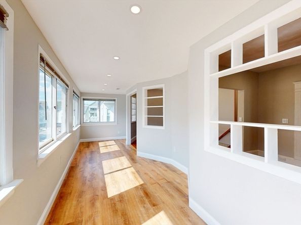 147 Langdon Ave 149, Watertown MA 02472