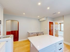 147 Langdon Ave 149, Watertown MA 02472