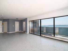 300 Lynn Shore Dr 701, Lynn MA 01902