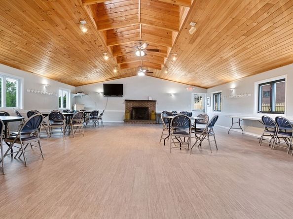 8 Ledgewood 20, Peabody MA 01960