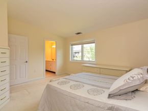 8 Ledgewood 20, Peabody MA 01960