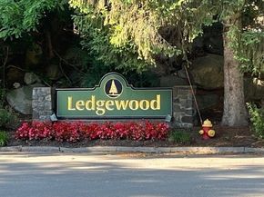 8 Ledgewood 20, Peabody MA 01960