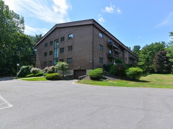 8 Ledgewood 20, Peabody MA 01960
