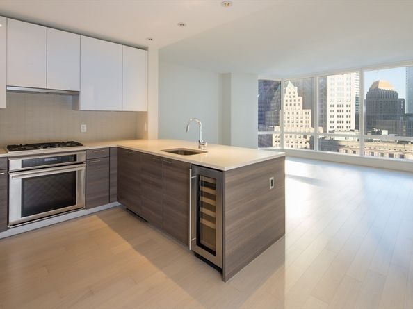 1 Franklin St 1709, Boston MA 02110