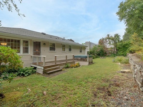 25 Lanewood Ave., Framingham MA 01701