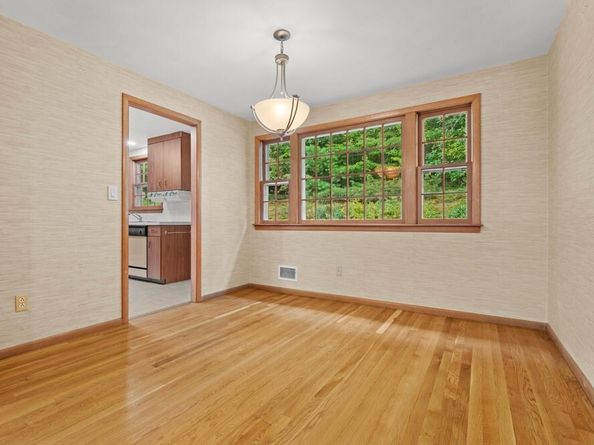 25 Lanewood Ave., Framingham MA 01701