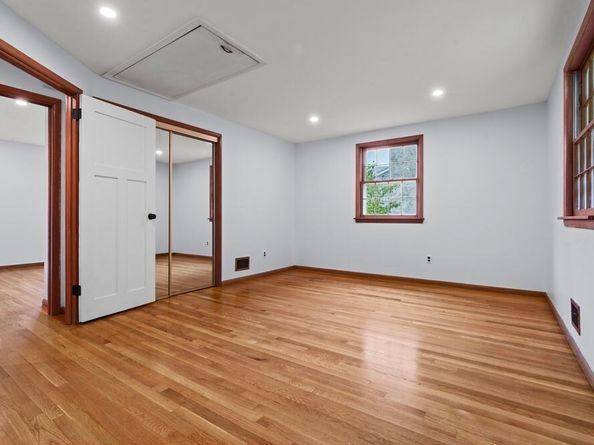 25 Lanewood Ave., Framingham MA 01701