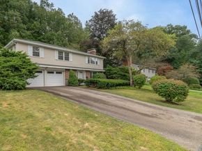 25 Lanewood Ave., Framingham MA 01701