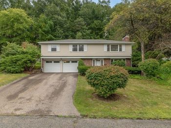 25 Lanewood Ave.