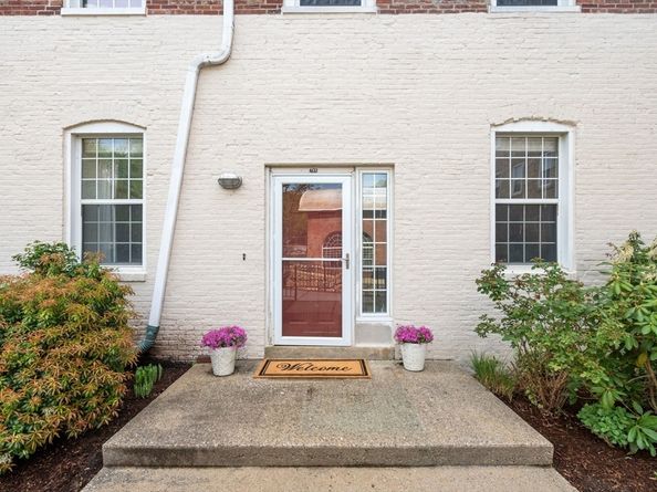 7 S Stone Mill Drive 403, Dedham MA 02026