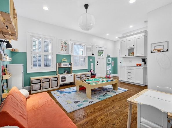 25 Walton Street, Boston MA 02124