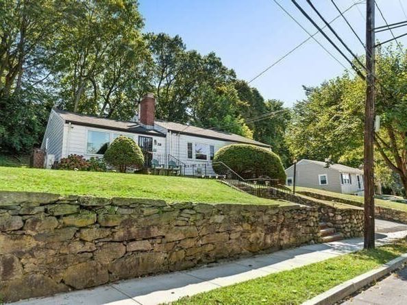 318 Austin  St A, Newton MA 02465