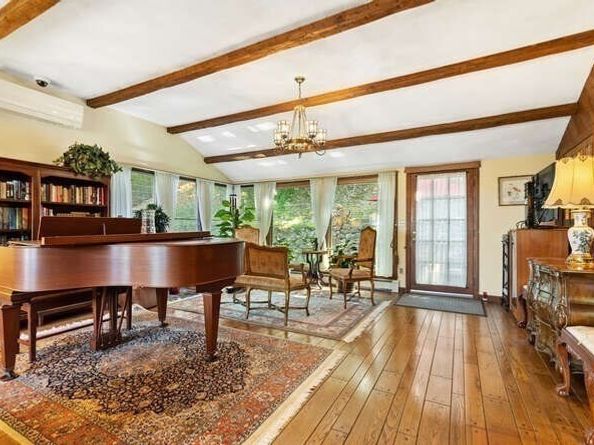 318 Austin  St A, Newton MA 02465