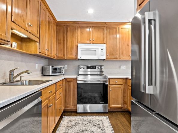 305 Centre Lane 305, Walpole MA 02081