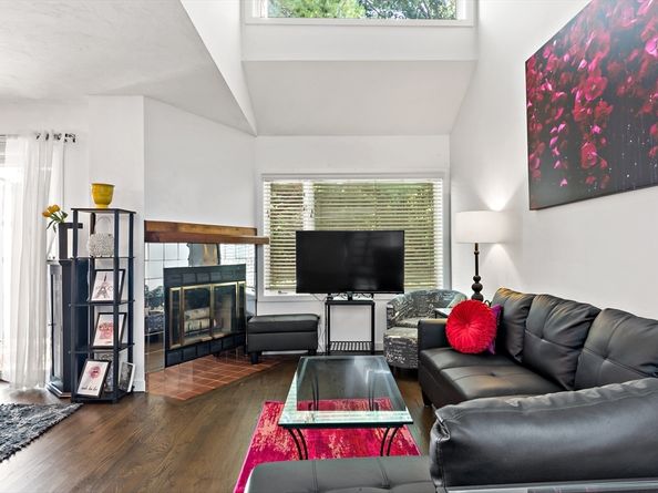 305 Centre Lane 305, Walpole MA 02081