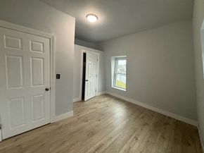 7 Winthrop St, Worcester MA 01604