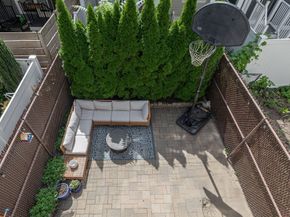 89 Baxter St, Boston MA 02127