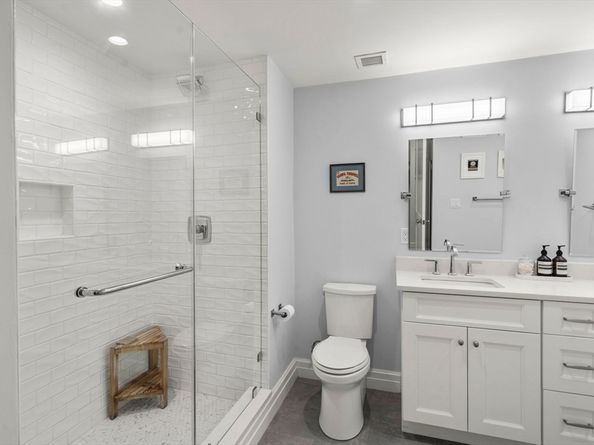 519 E 2nd St 207, Boston MA 02127