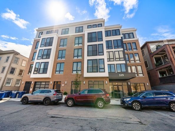 519 E 2nd St 207, Boston MA 02127