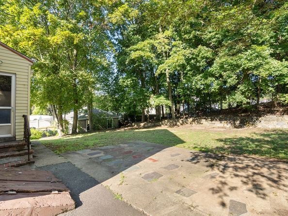 6 Birch Hill Ave, Wakefield MA 01880