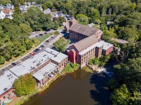 14 Sanford St 56, Medway MA 02053