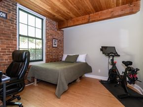 14 Sanford St 56, Medway MA 02053
