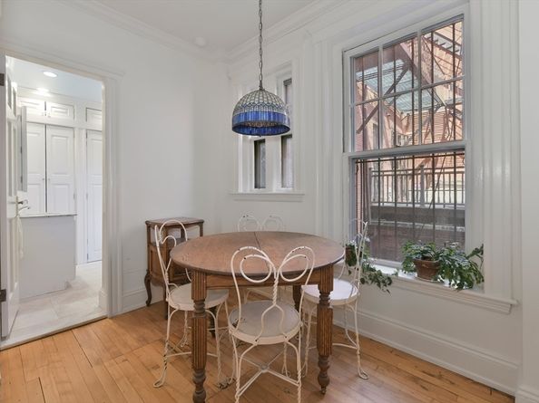 250 Commonwealth Avenue 7, Boston MA 02116