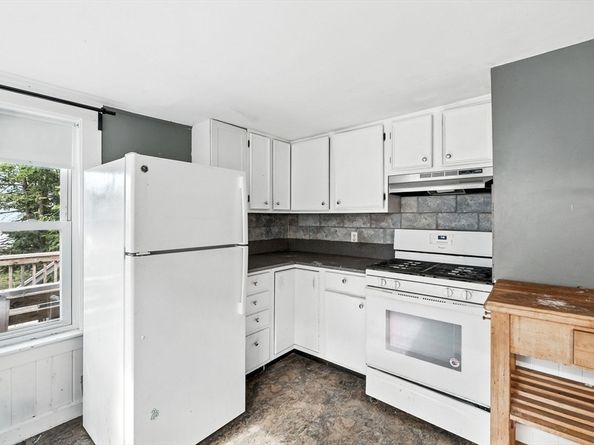 98 Bridge St, Beverly MA 01915