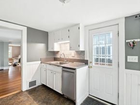 98 Bridge St, Beverly MA 01915