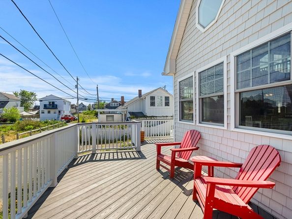 5 65th St, Newburyport MA 01950