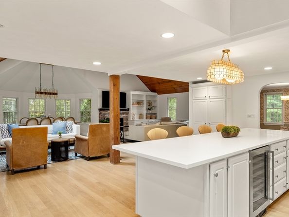 11 Skylar Drive, Southborough MA 01772